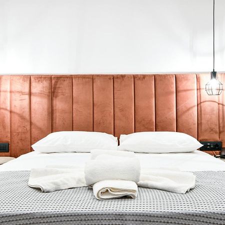 Aeolos Luxury Suites Athen Eksteriør billede