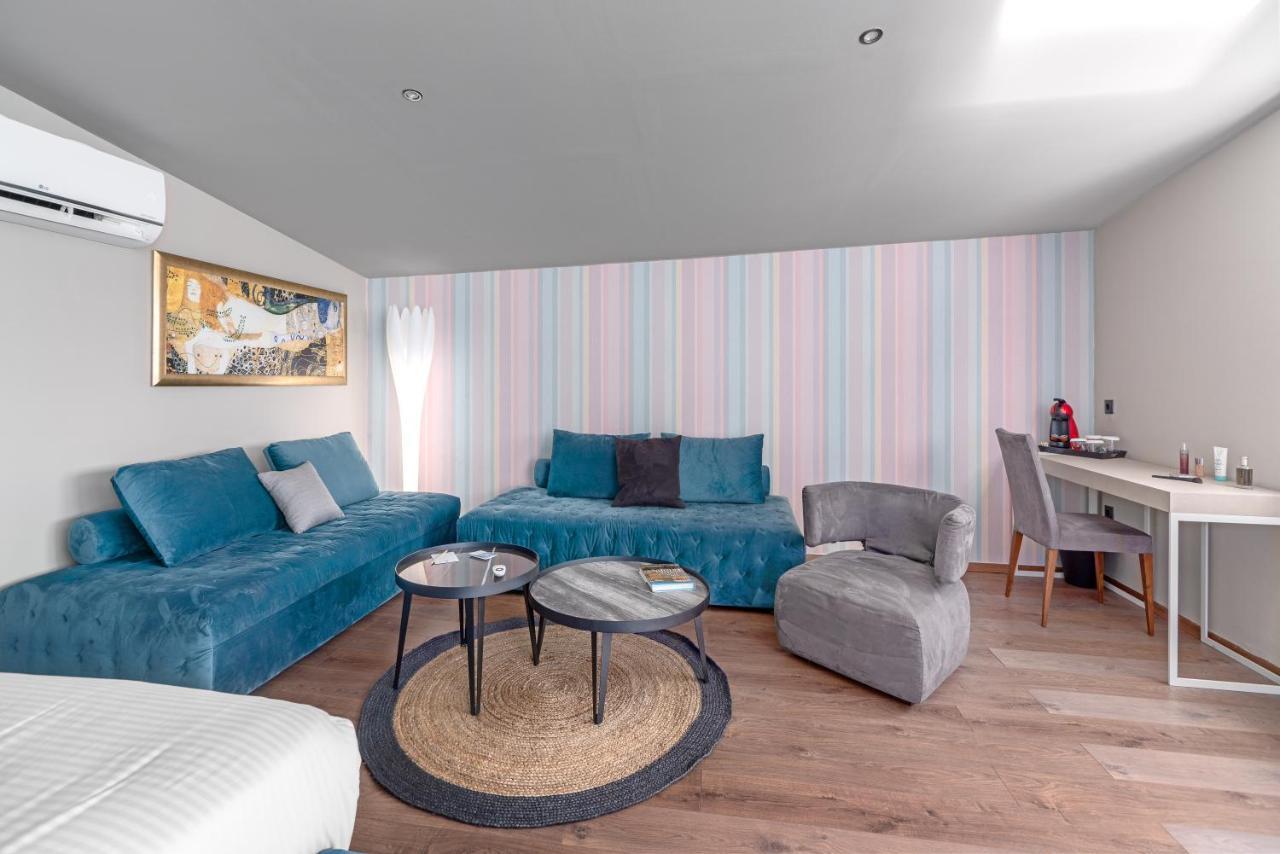 Aeolos Luxury Suites Athen Eksteriør billede